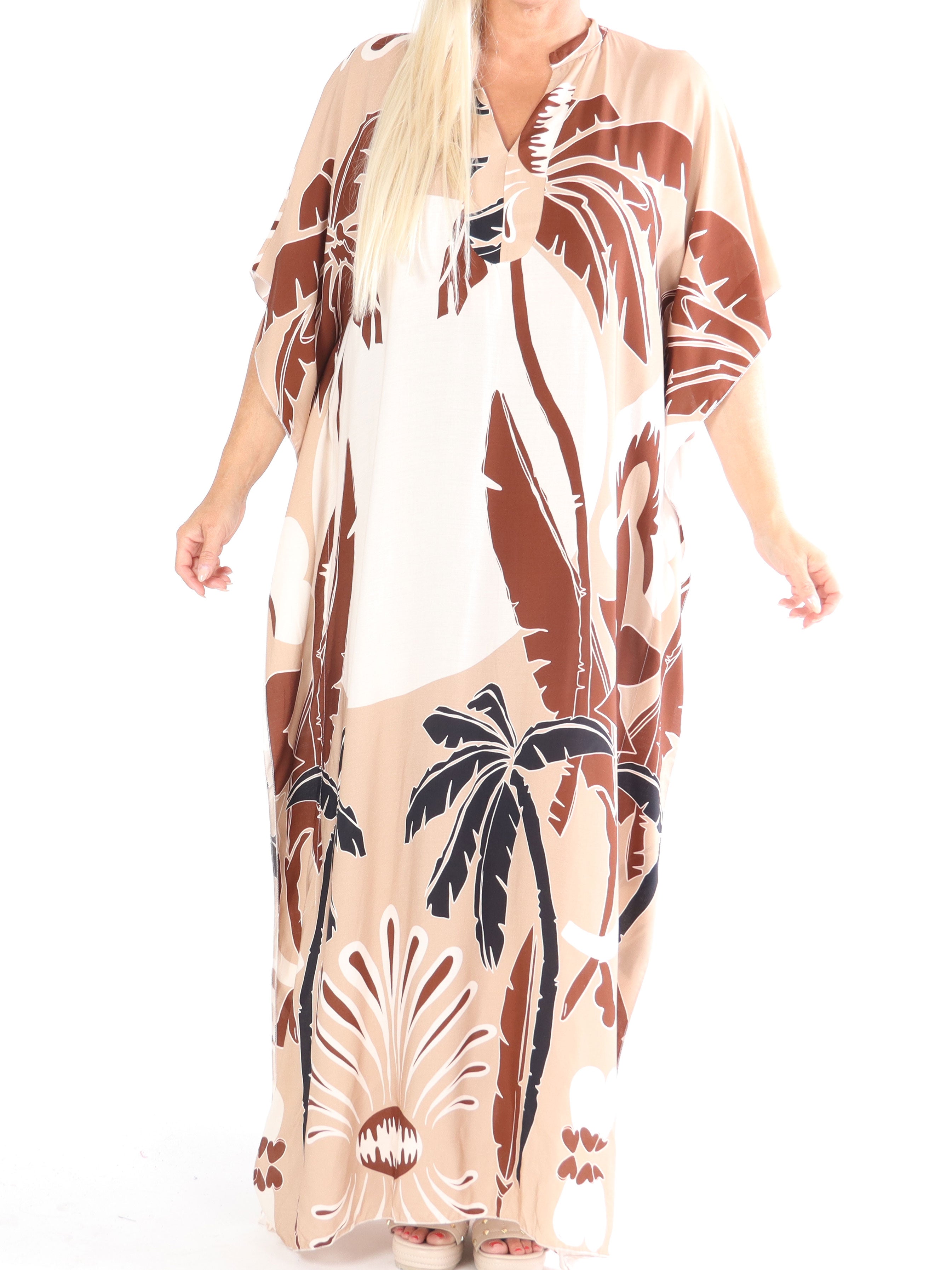 Ilya - Lang plus size kjole med fint mønster